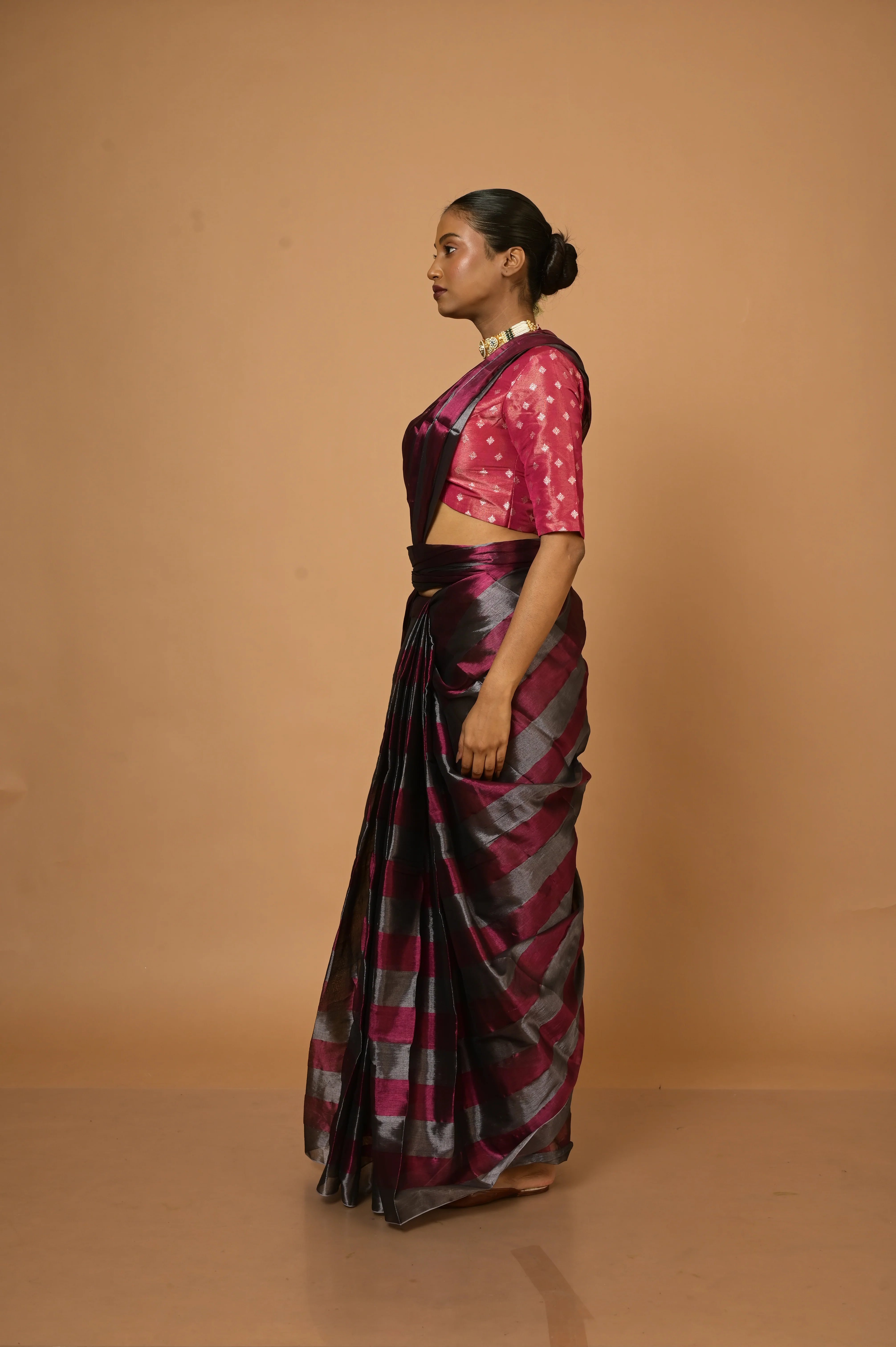 Abhilasha Silver and Purple Striped Handloom Tissue Saree - Image 3