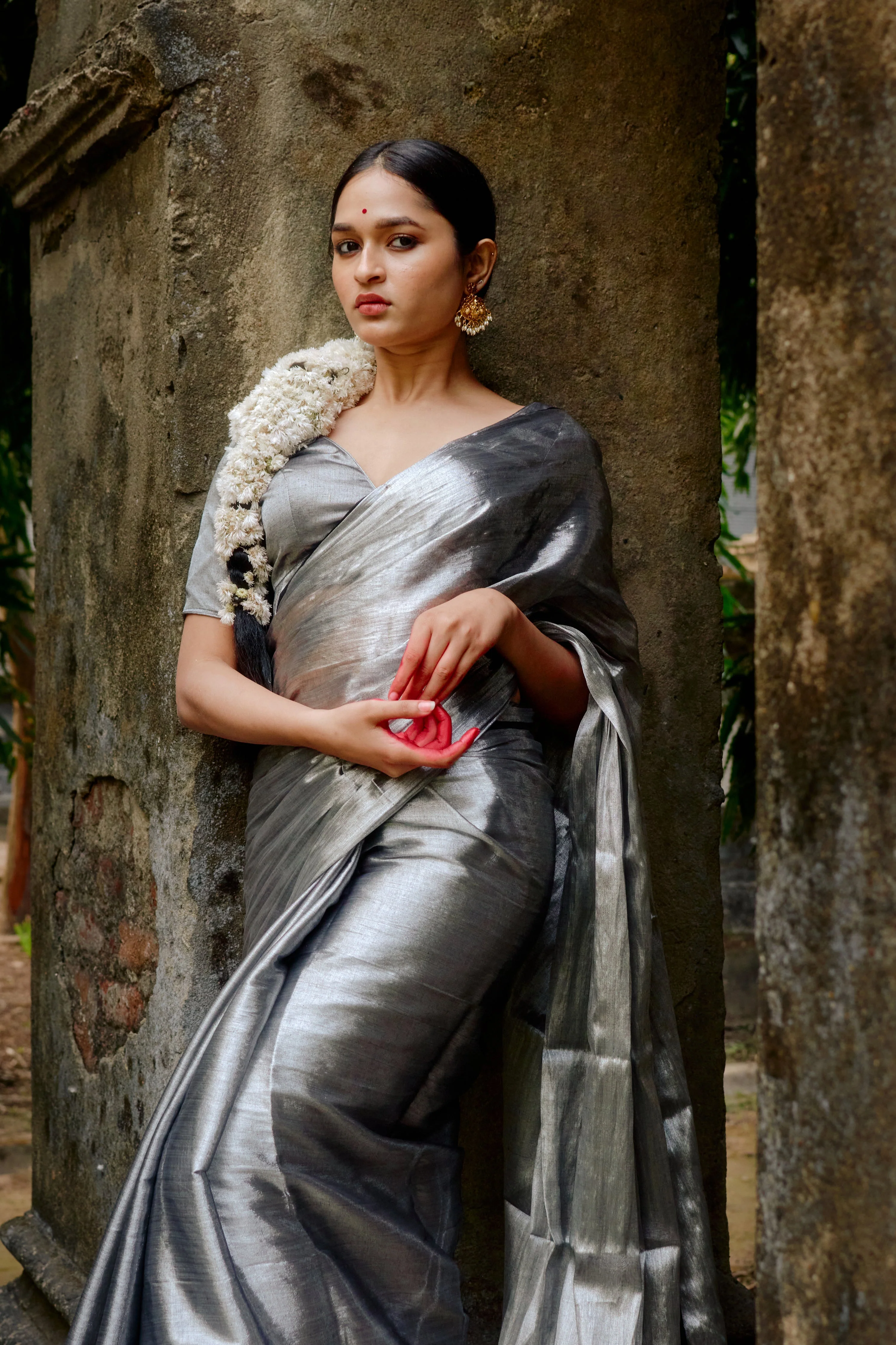 Ardhachandra Silver Tissue Saree - Image 2