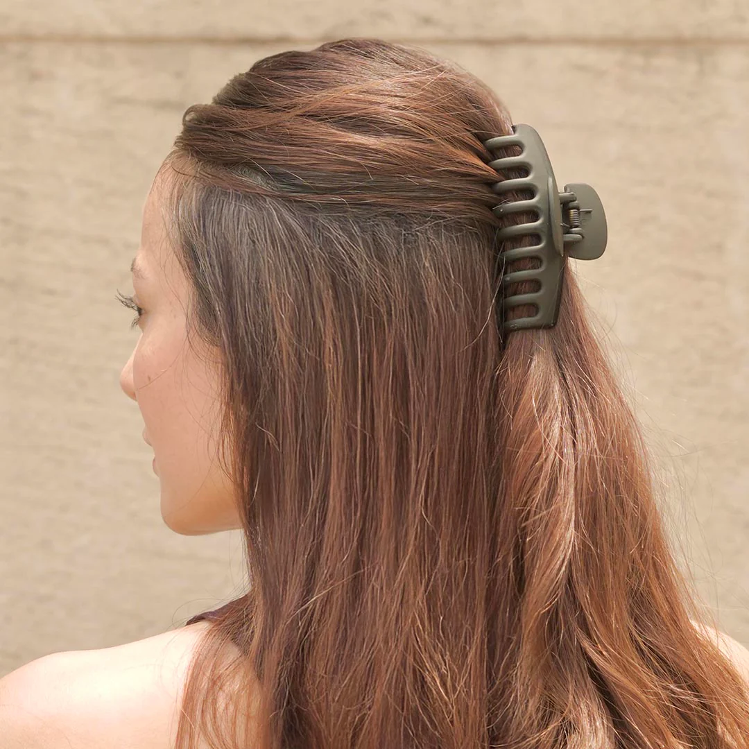 Multi Everyday Neutral Hair Claw Clips Set of 2 - Image 9