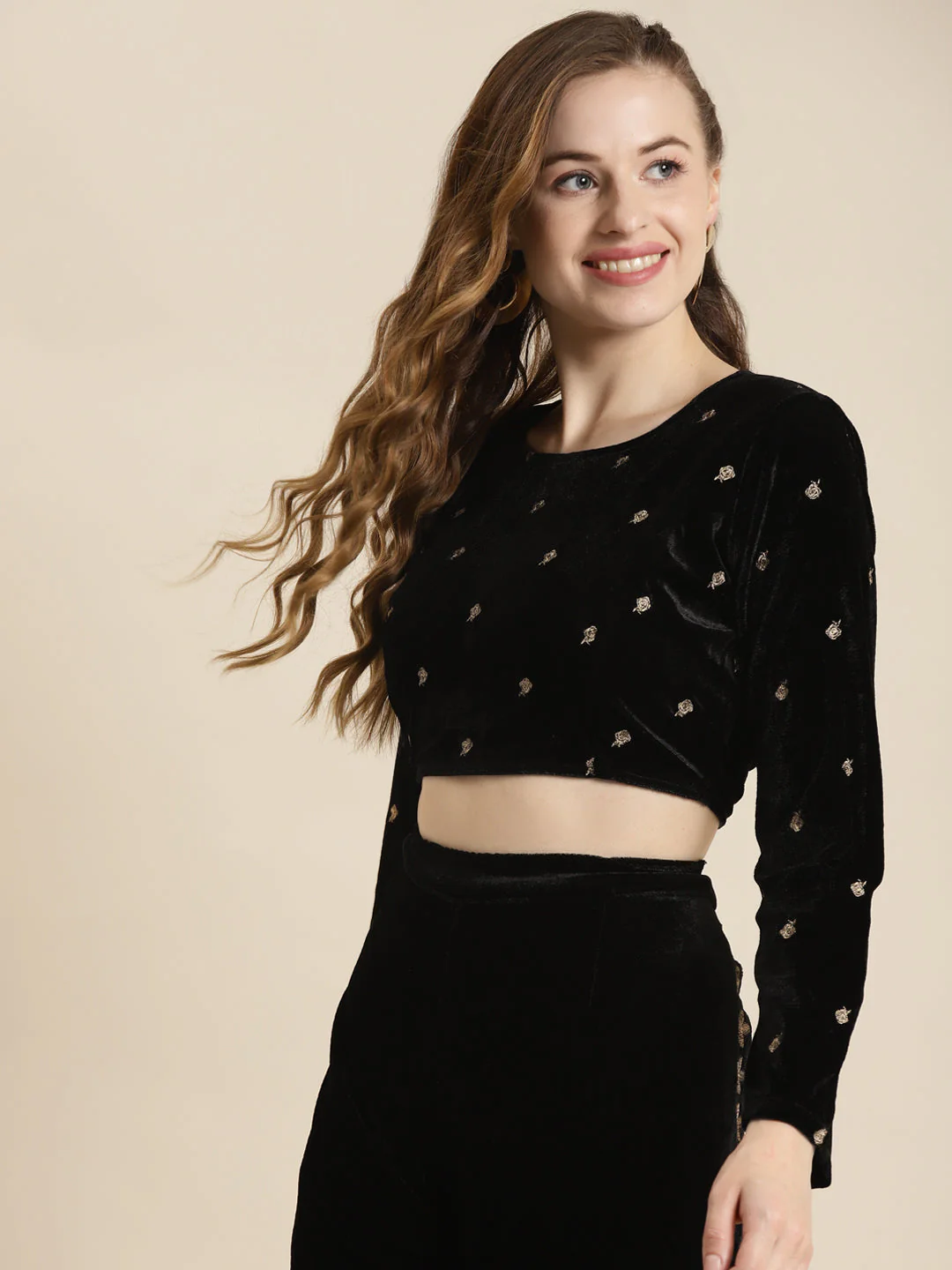 Black Full Sleeve Embroidered Velvet Crop Top - Image 3