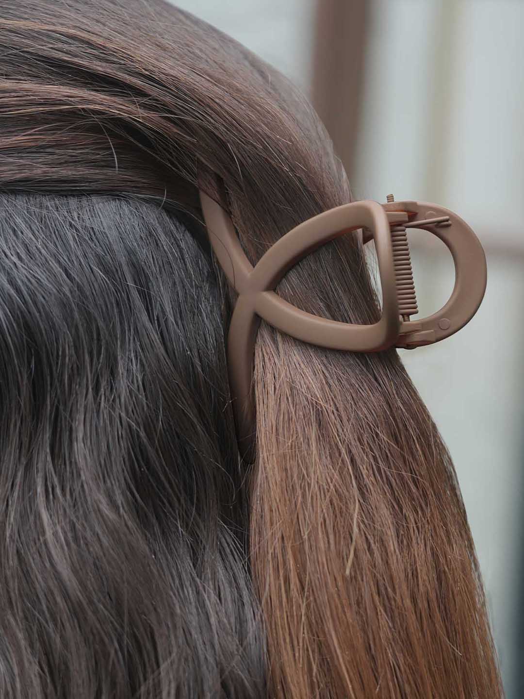Multi Hair Claw Clips Set of 2 - Image 11