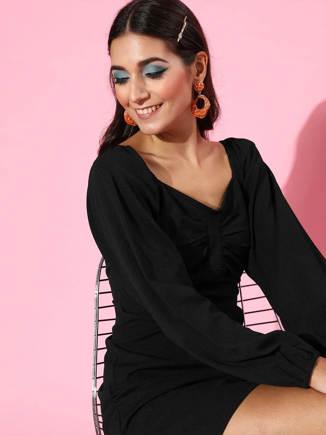 Black Sweetheart Neck Short Dress - Image 4
