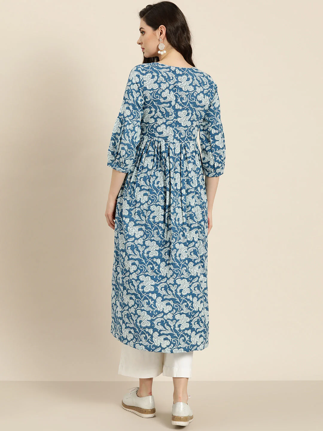 Blue Floral Gathered Kurta - Image 3