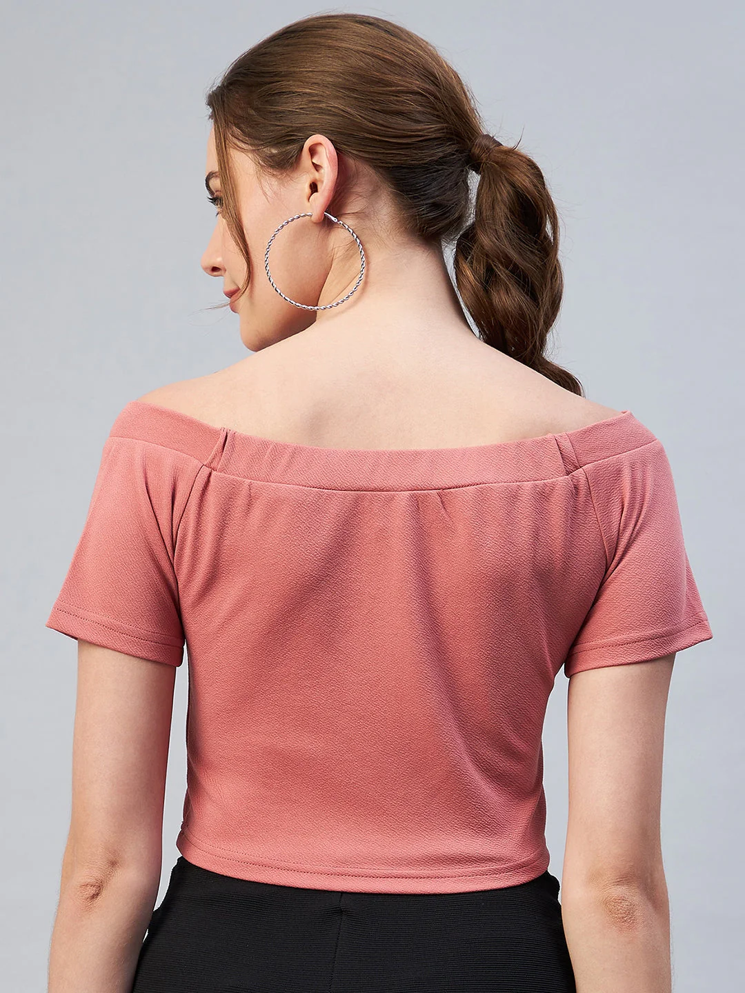 Women Off-Shoulder Solid Fitted Top - Image 4