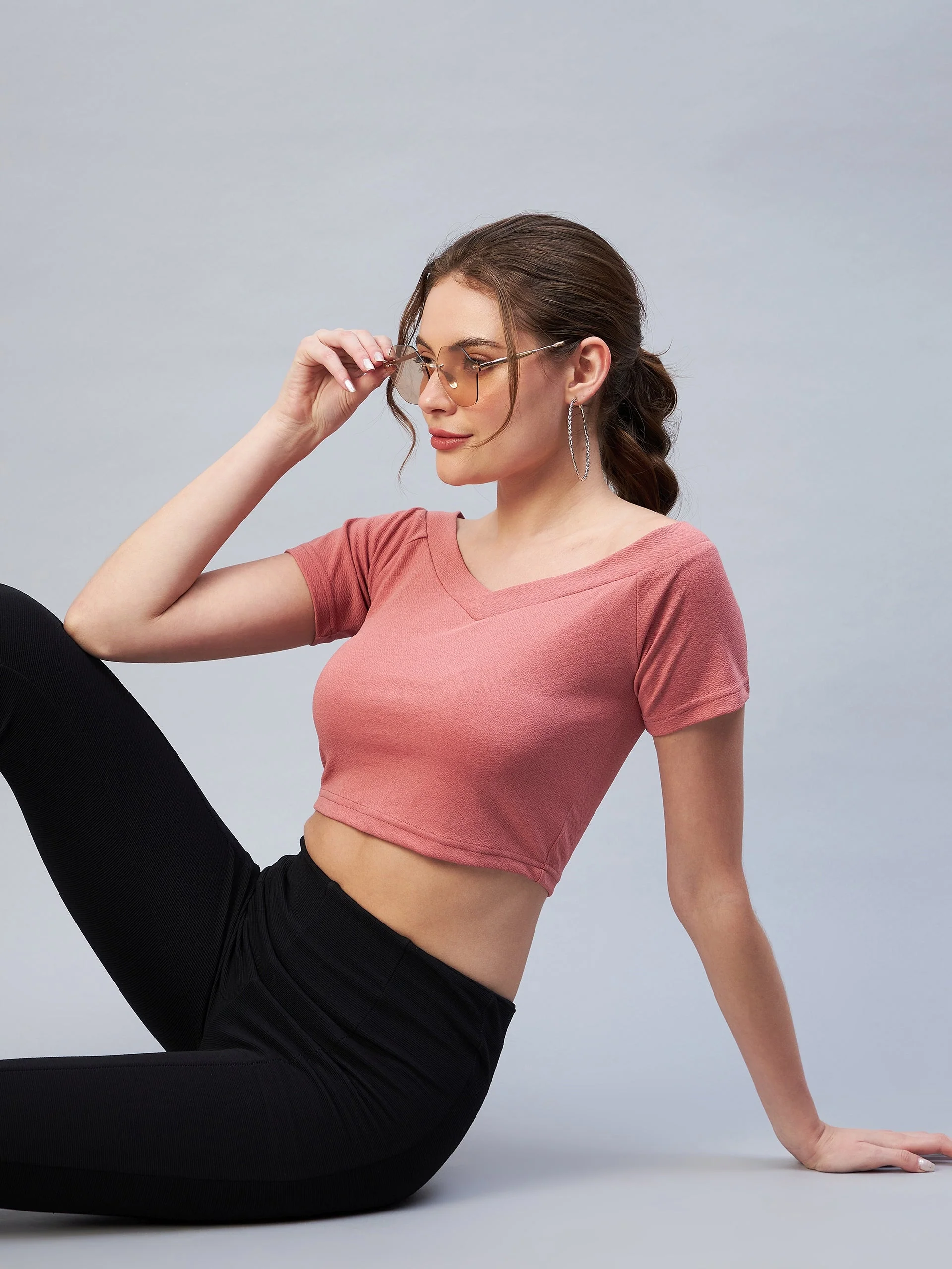 Women Off-Shoulder Solid Fitted Top - Image 7