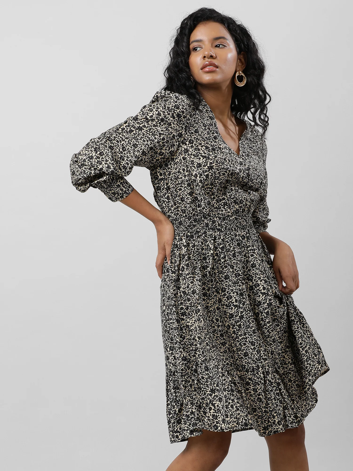 Women Casual Brown Printed Dress - Image 7