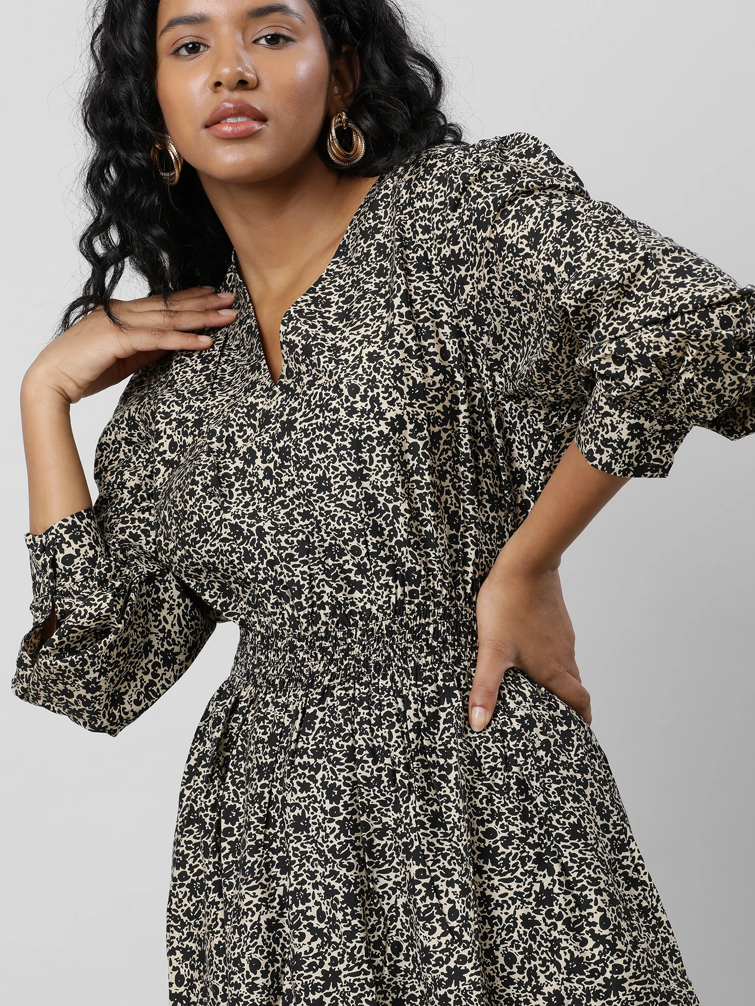 Women Casual Brown Printed Dress - Image 9