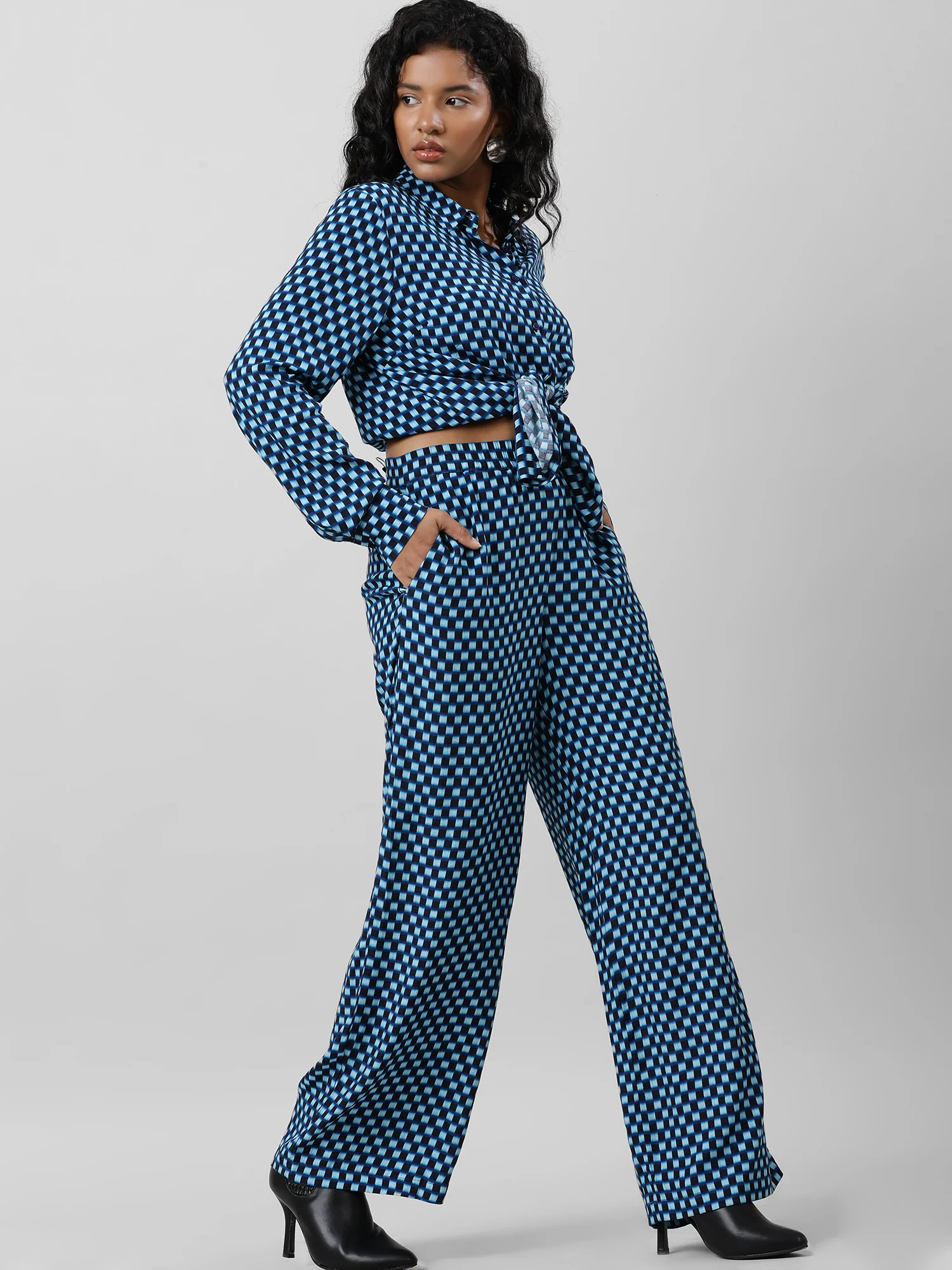 Women Casual Printed Blue Shirt - Image 4