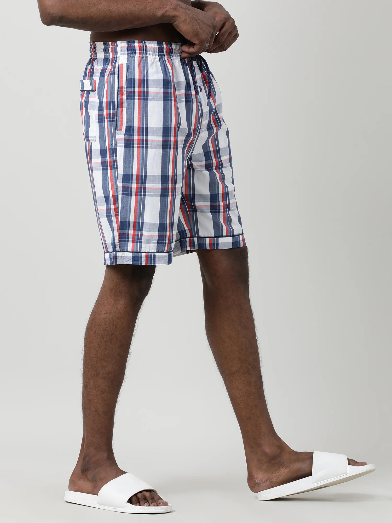 Men Cotton Checks Comfort Fit Lounge Shorts - Image 4