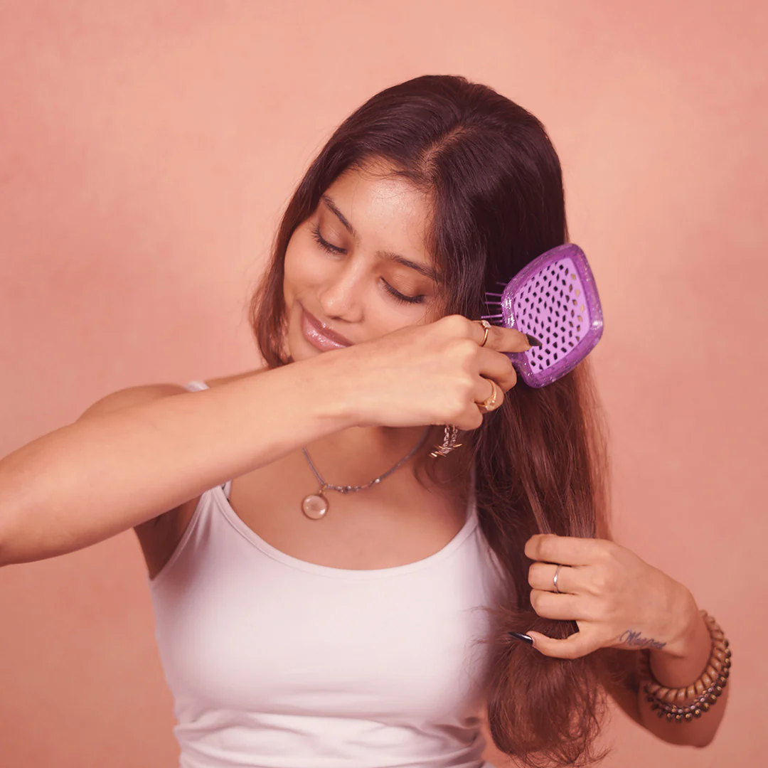 Purple Drama Detangle Hair Brush with Free Pouch - Image 2