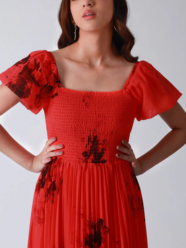 Women Floral Printed Smocked Bodice And Heat Set Pleated Dress - Image 3