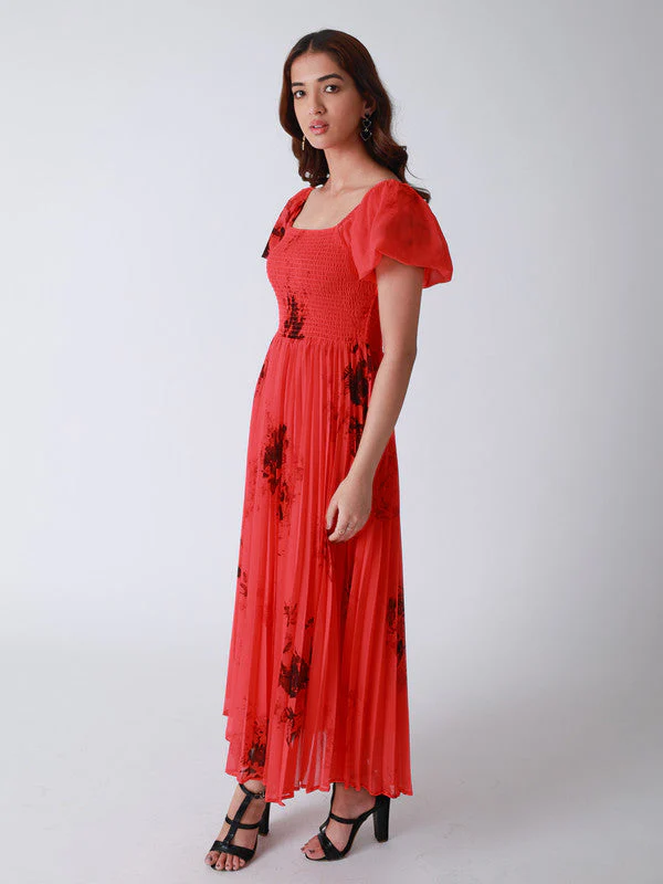 Women Floral Printed Smocked Bodice And Heat Set Pleated Dress - Image 6