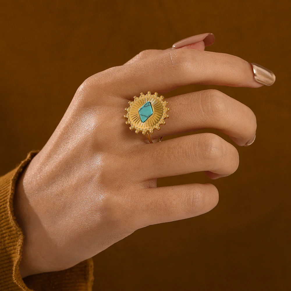 French Retro Rhombid Gold Ring
