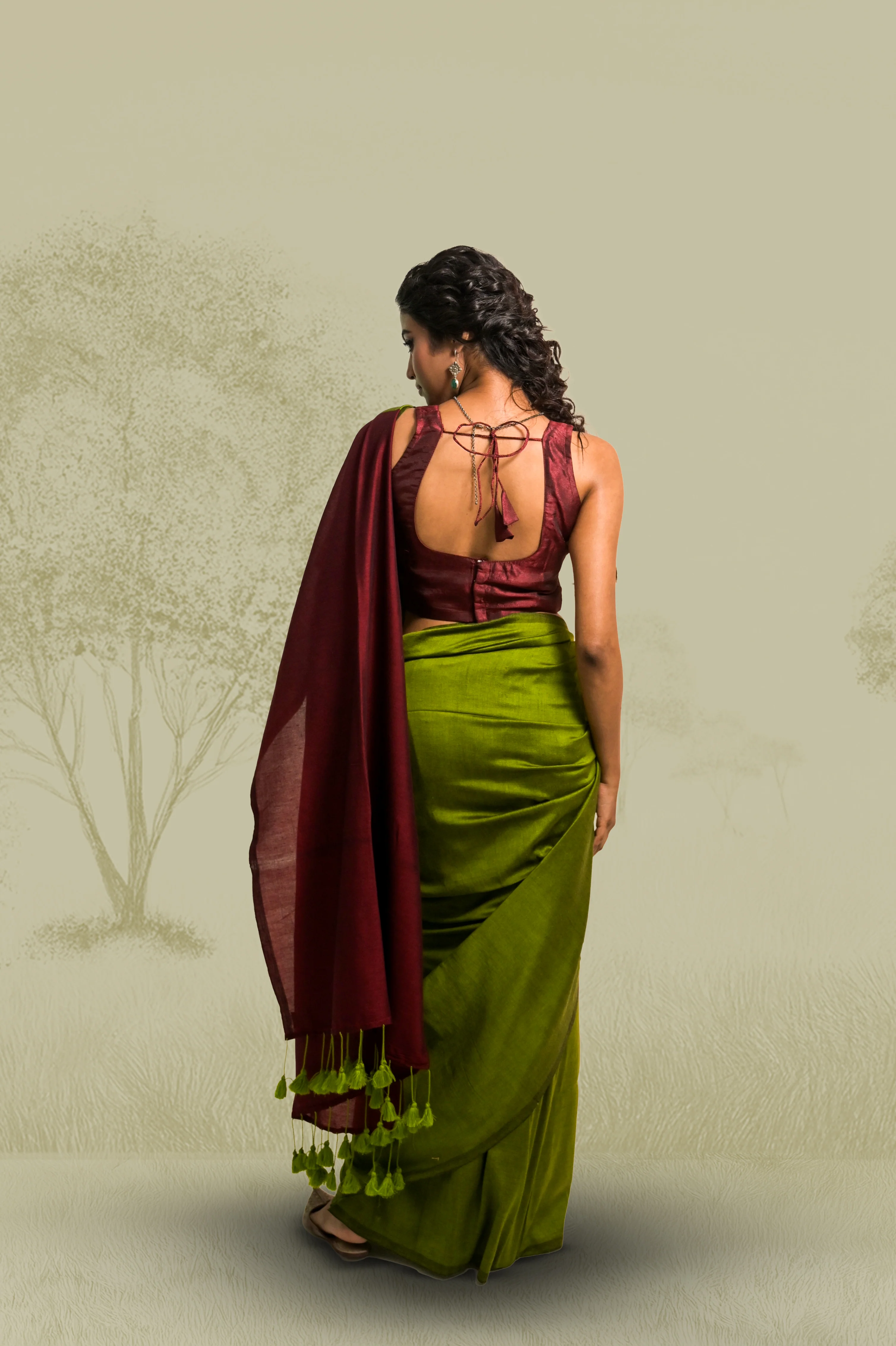 Geet Suhani Olive Green Handloom Cotton Acrylic Saree - Image 4
