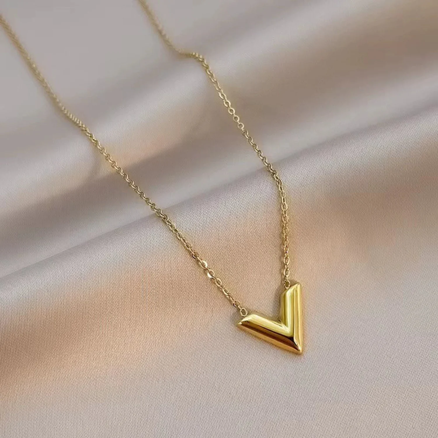 Gold Chevron Chevron Necklace