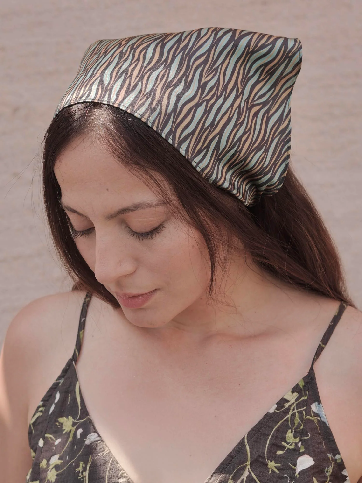 Green Zebra Patterned Headscarf - Image 3