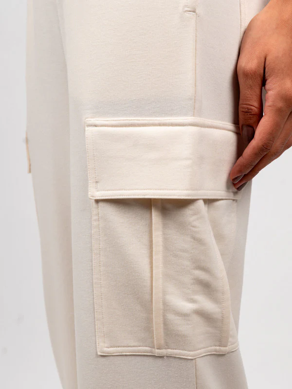 Women Hoodie & Jogger Knitted Co-ord Set - Image 4
