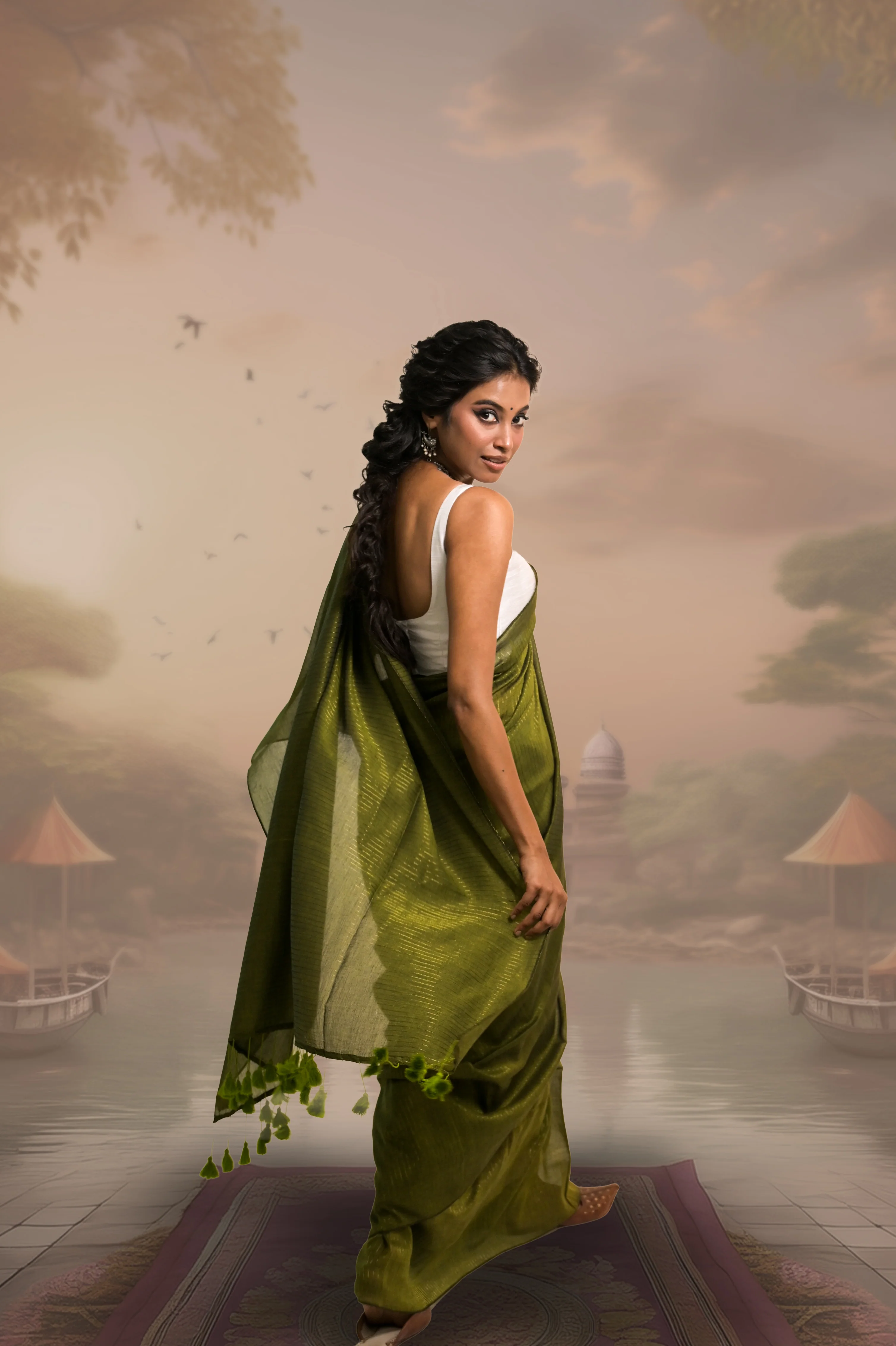 Kanak Olive Green Handloom Mul Cotton Saree with Zari Stripes - Image 4