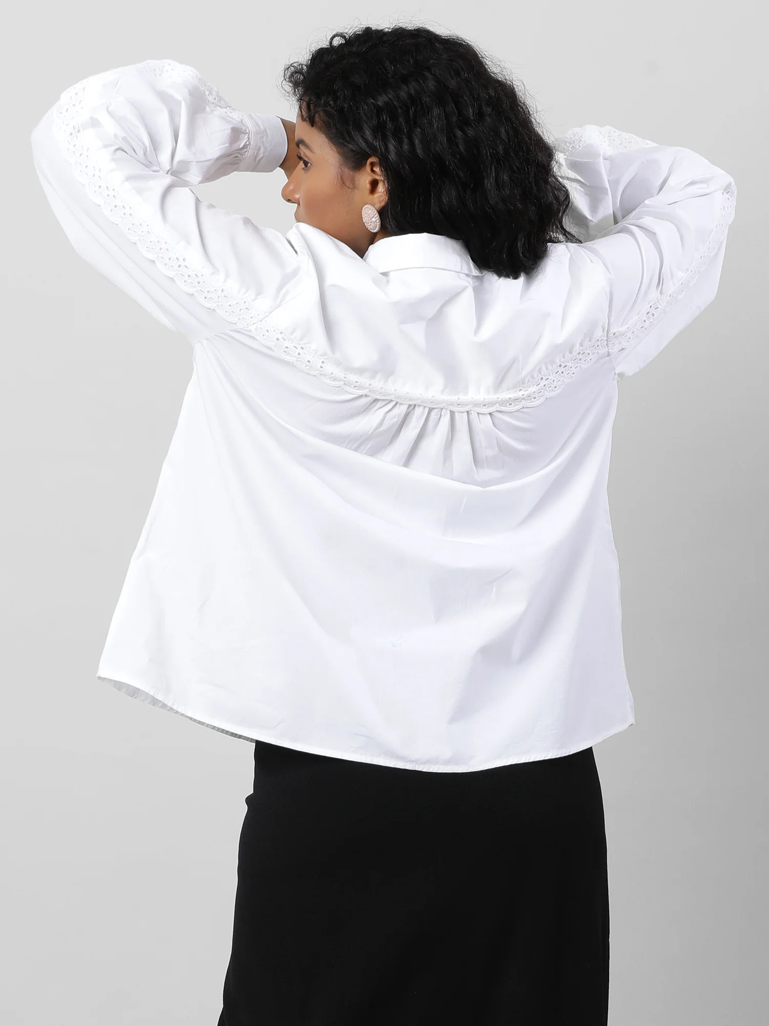 Laced Up Sleeves White Relaxed Fit Shirt - Image 3