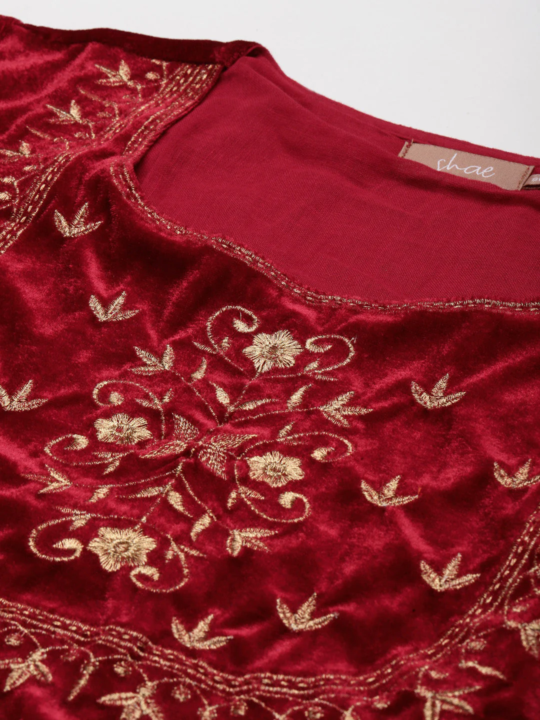 Maroon Velvet Floral Zari Embroidered Short Kurta - Image 2