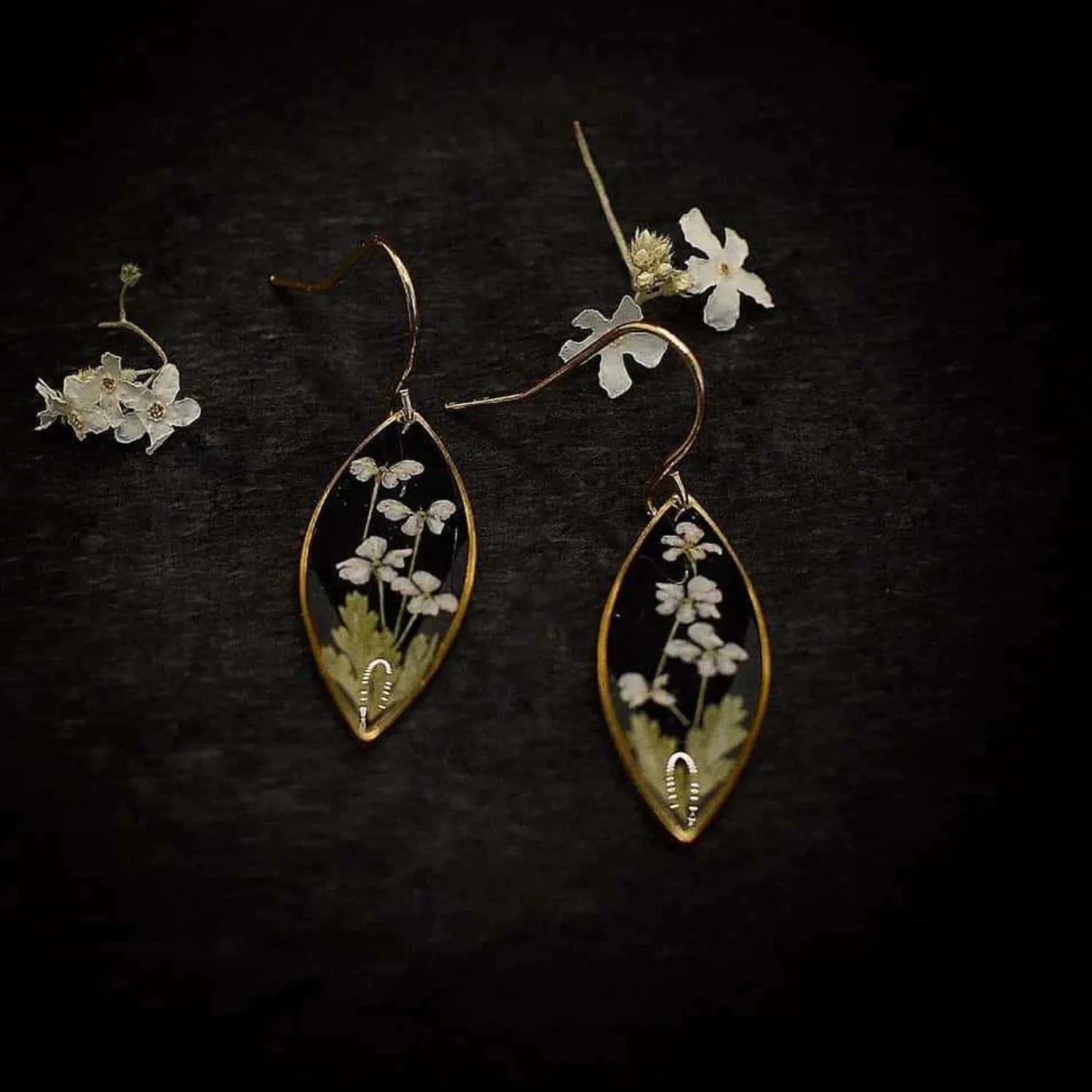 Meadow Flower Earrings - Image 5