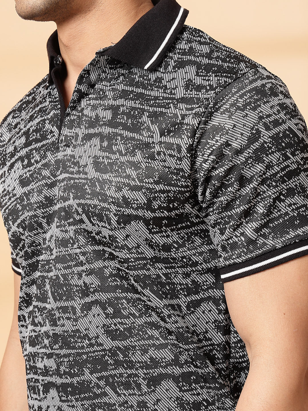 Men Abstract Jacquard Polo Highlow T-Shirt - Image 3