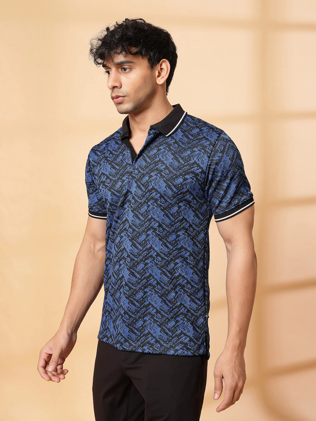 Men Abstract Jacquard Polo T-Shirt - Image 3