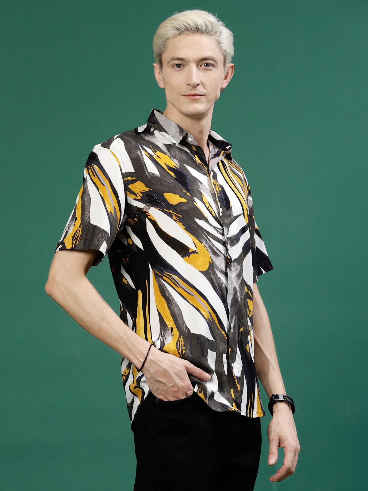 Men Abstract Print Curved Hemline Shirt - Image 8