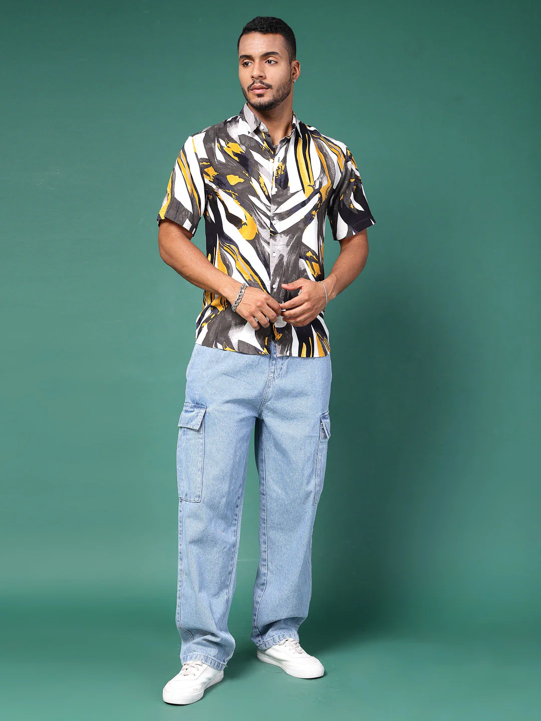 Men Abstract Print Rayon Slim FiT-Shirt - Image 4