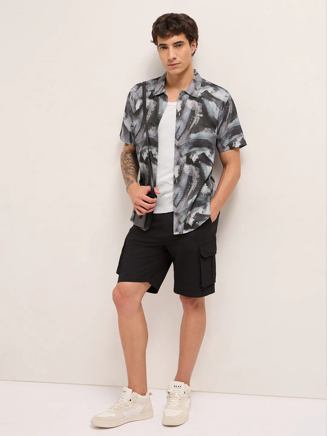 Men Abstract Printed Casual Shirt - Image 4