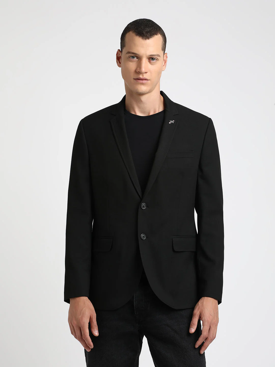 Men Aith Black Solid Tailored Fit Single-Breasted Formal Blazer - Image 2