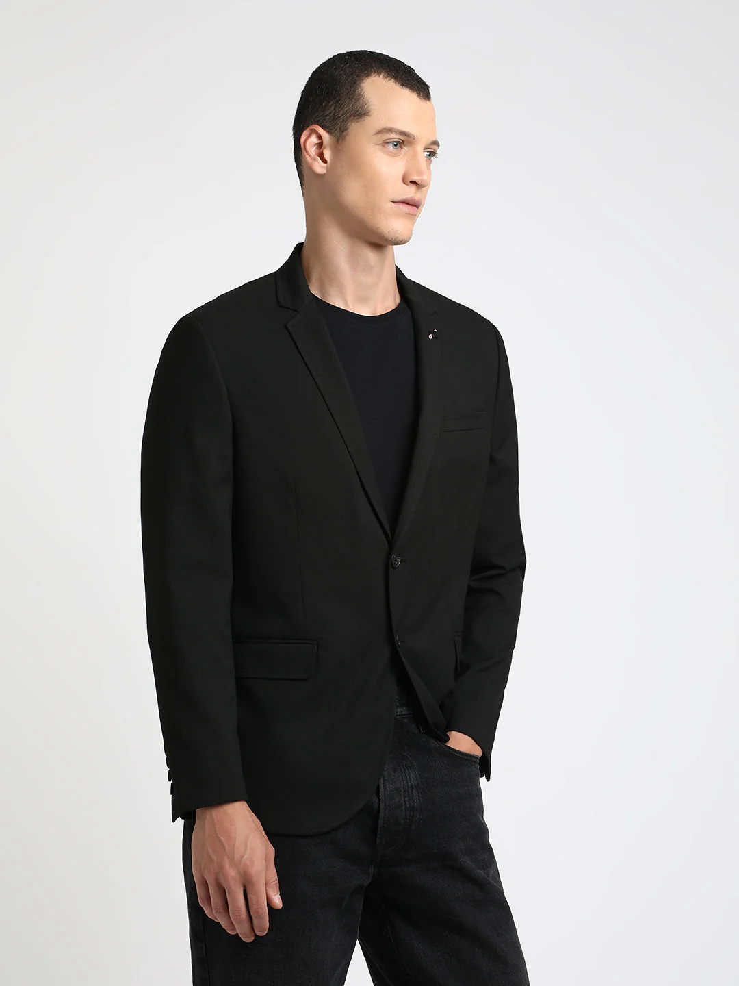 Men Aith Black Solid Tailored Fit Single-Breasted Formal Blazer - Image 3