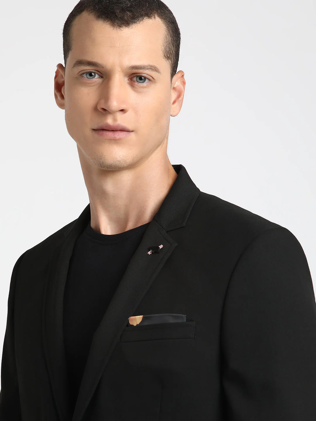 Men Aith Black Solid Tailored Fit Single-Breasted Formal Blazer - Image 6