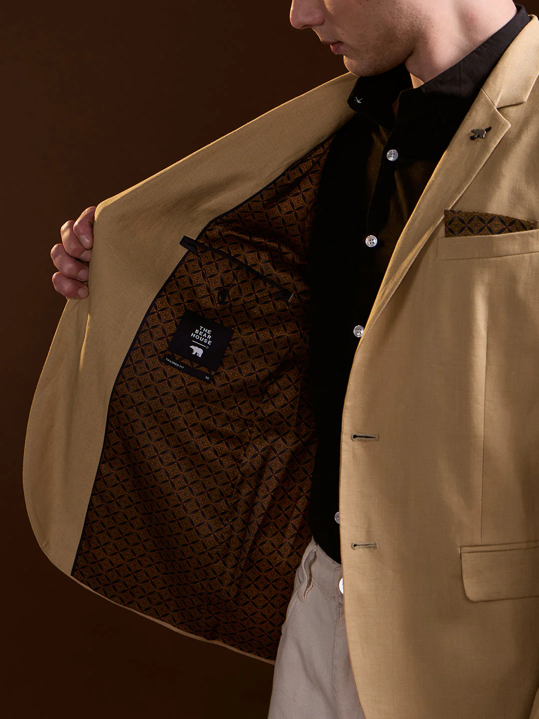 Men Alca Beige Solid Tailored Fit Single-Breasted Formal Blazer - Image 5