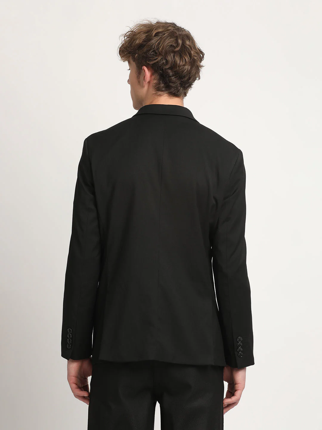 Men Alger Black Solid Tailored Fit Single-Breasted Formal Blazer - Image 4