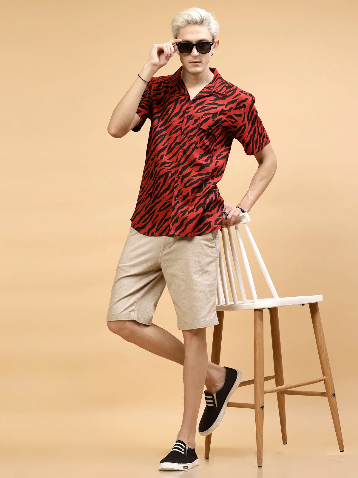 Men Allover Jungle Tribe PrinT-Shirt - Image 2