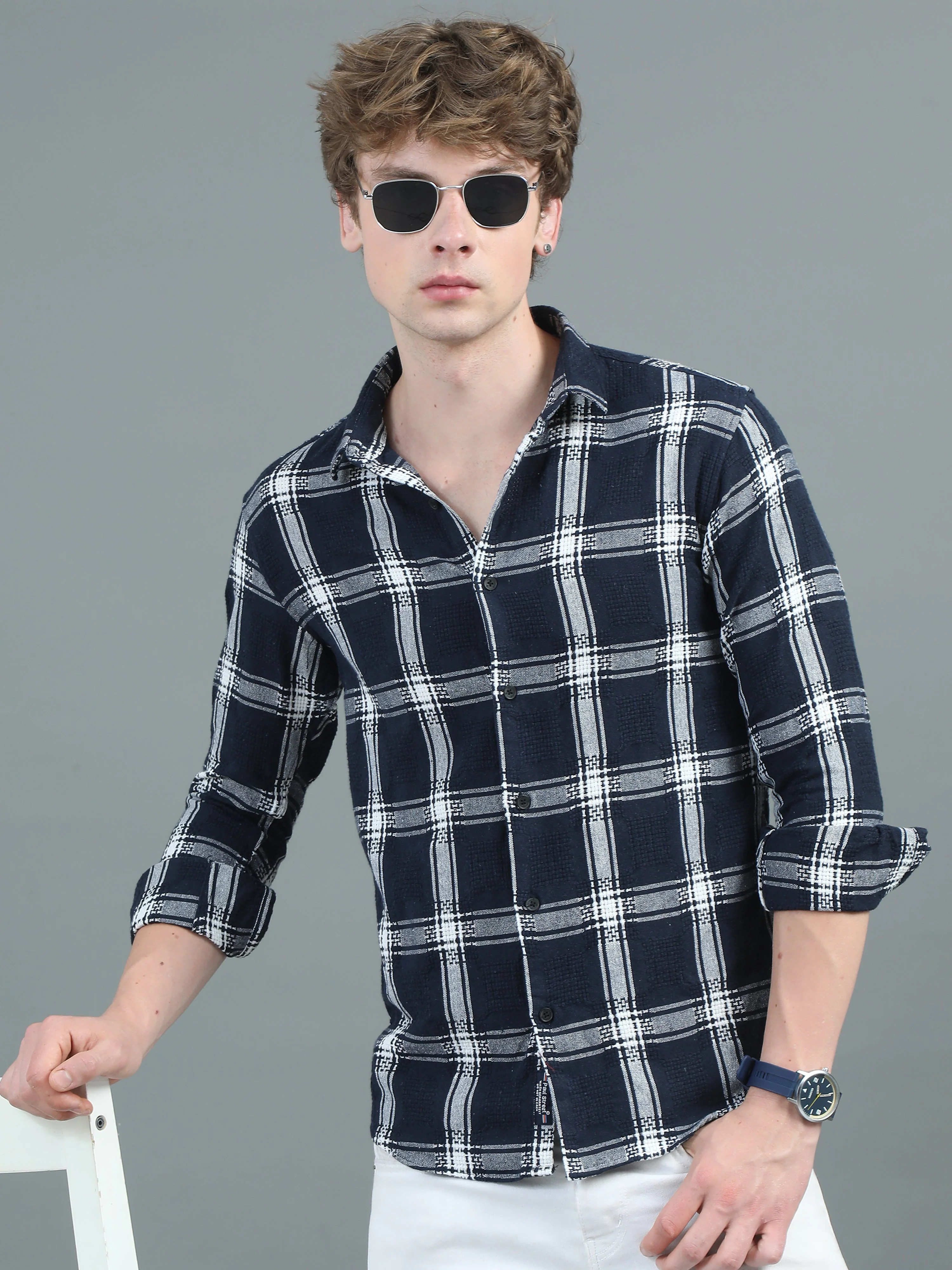 Men Alvin Navy Checks Shirt - Image 3