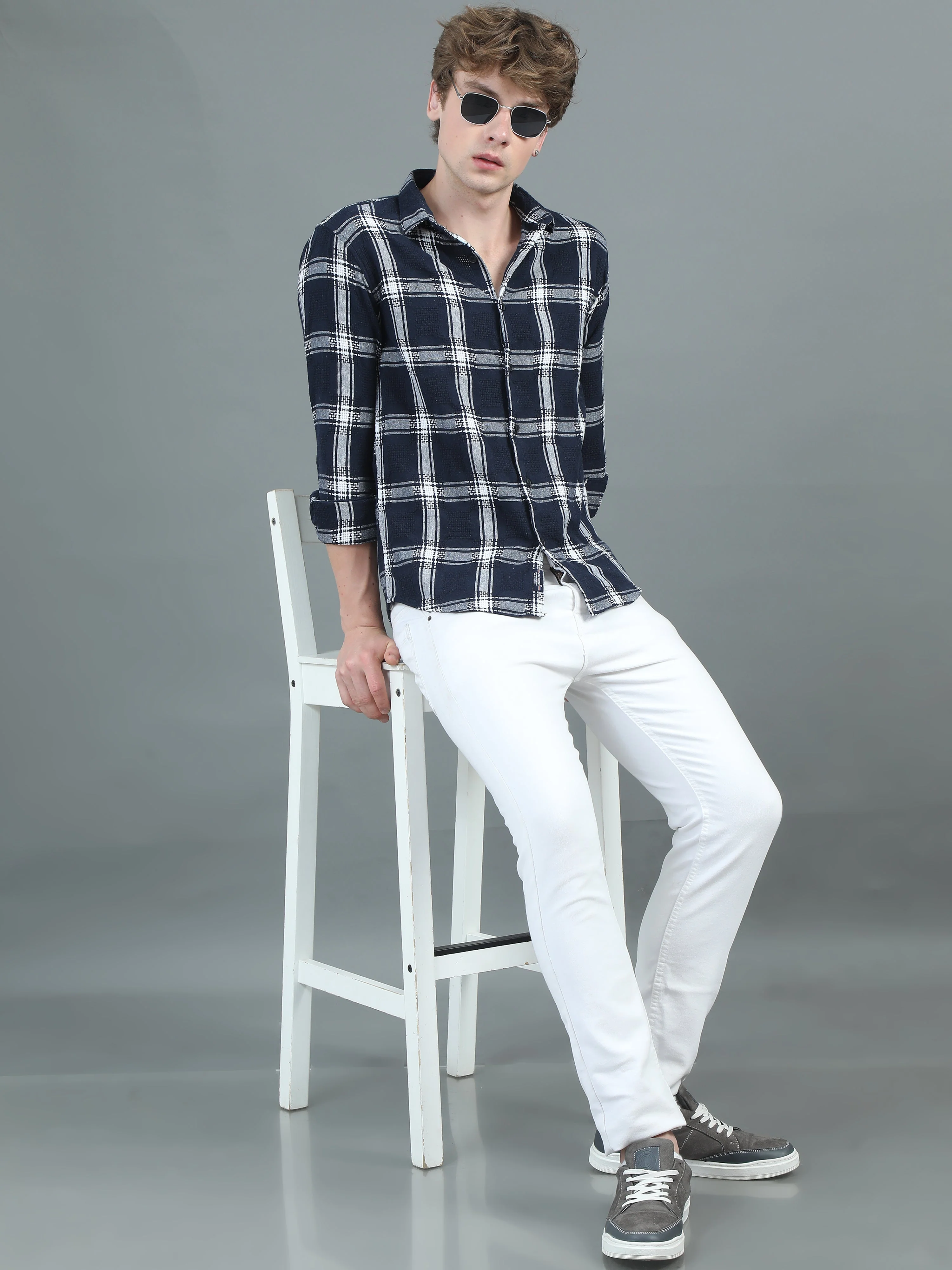 Men Alvin Navy Checks Shirt - Image 4