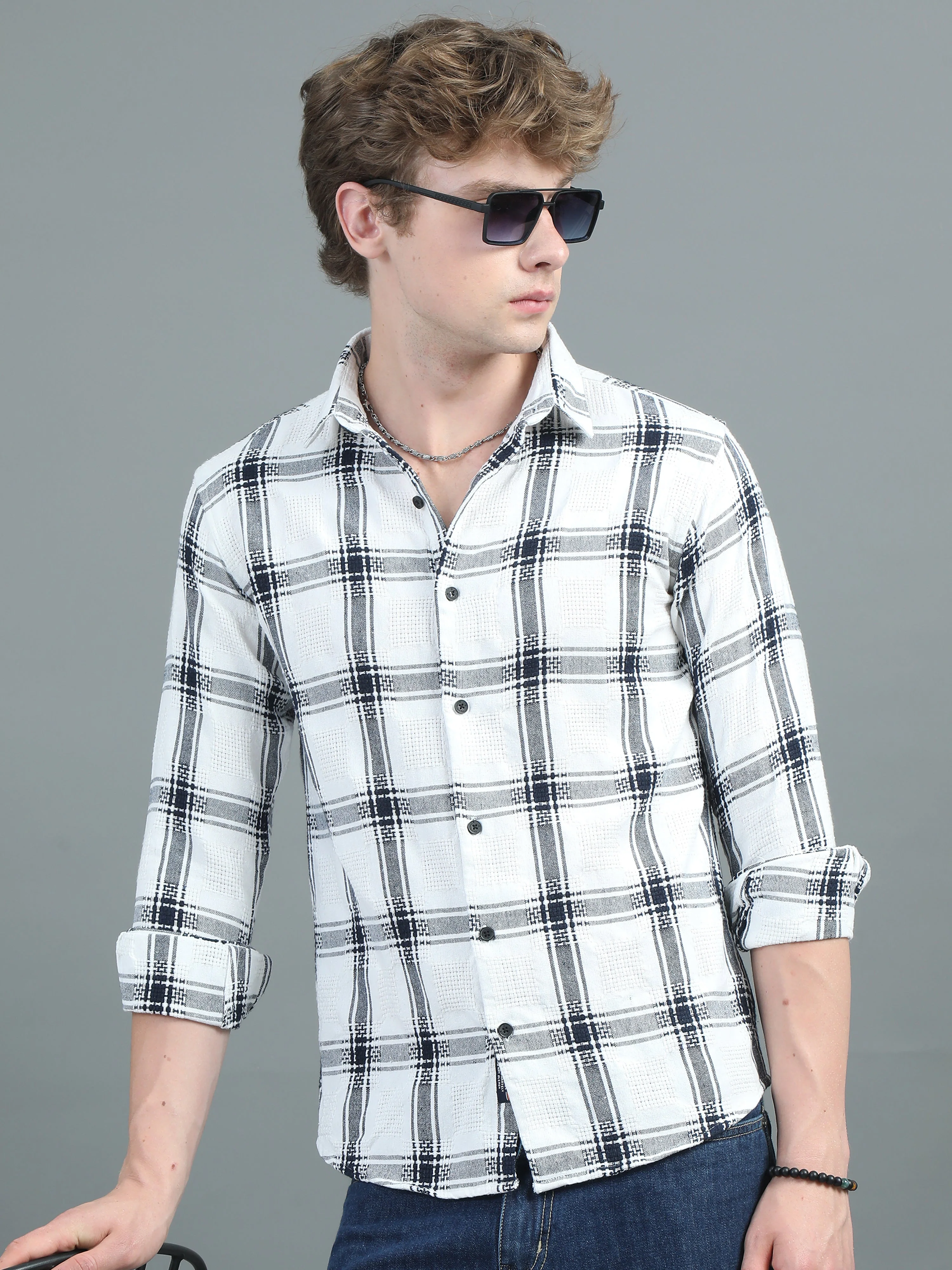 Men Alvin White Checks Shirt - Image 3