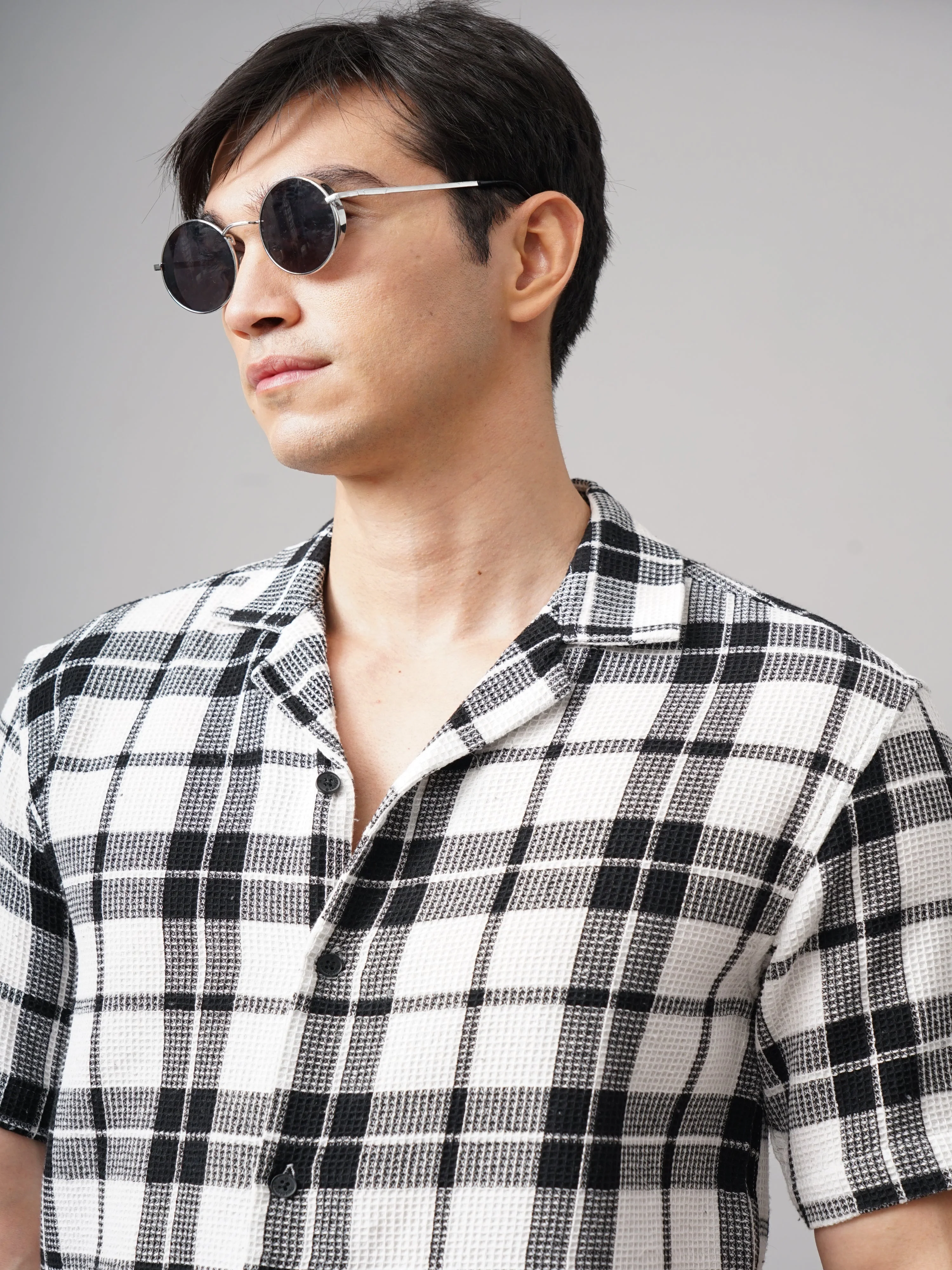 Men Apex Checks White Shirt - Image 4