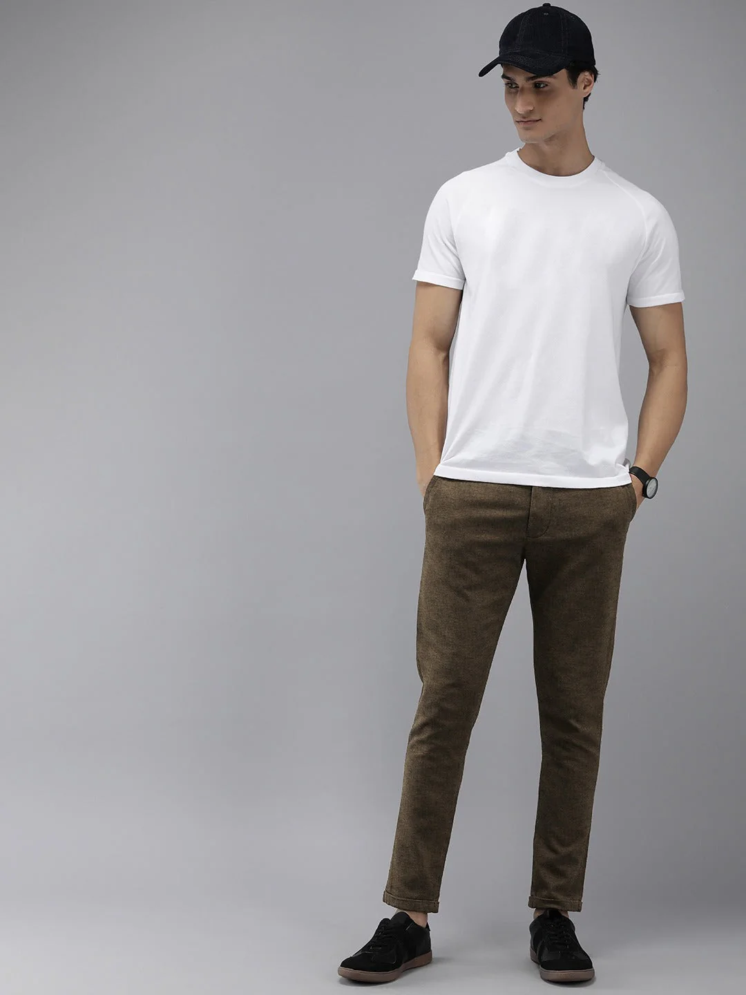 Men Ardor Edition Brown Tapered Fit Chinos - Image 4