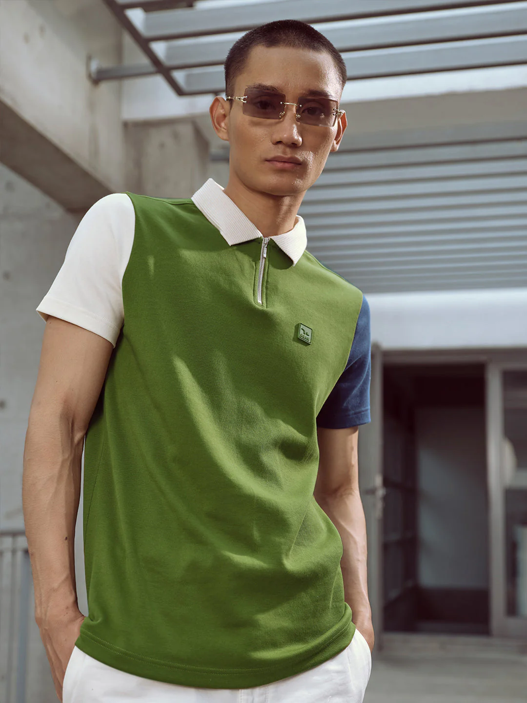 Men Ardor Edition Green Contrast Sleeve Slim Fit Knitted Polo Collar T-shirt - Image 3