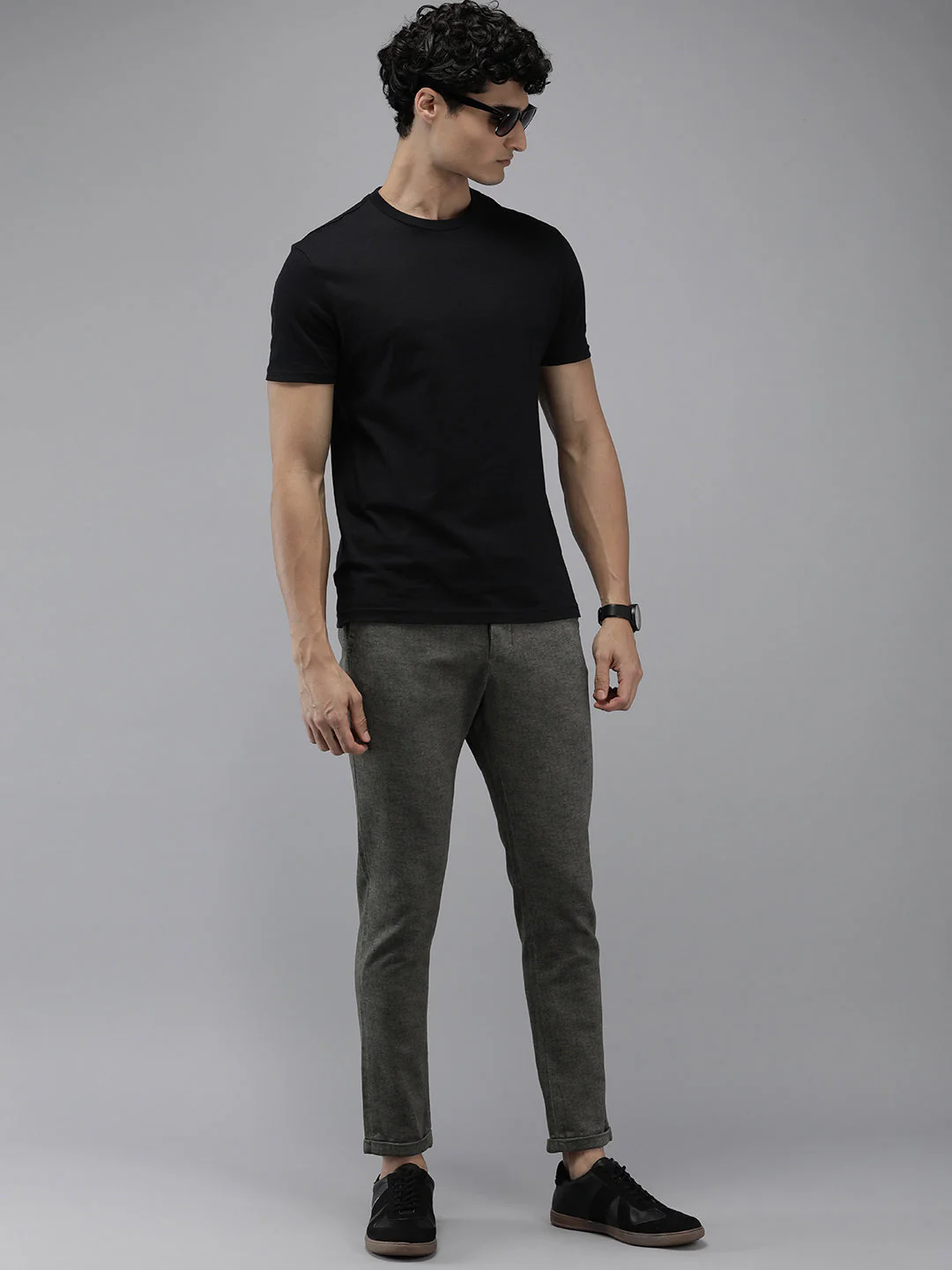 Men Ardor Edition Grey Tapered Fit Chinos - Image 4