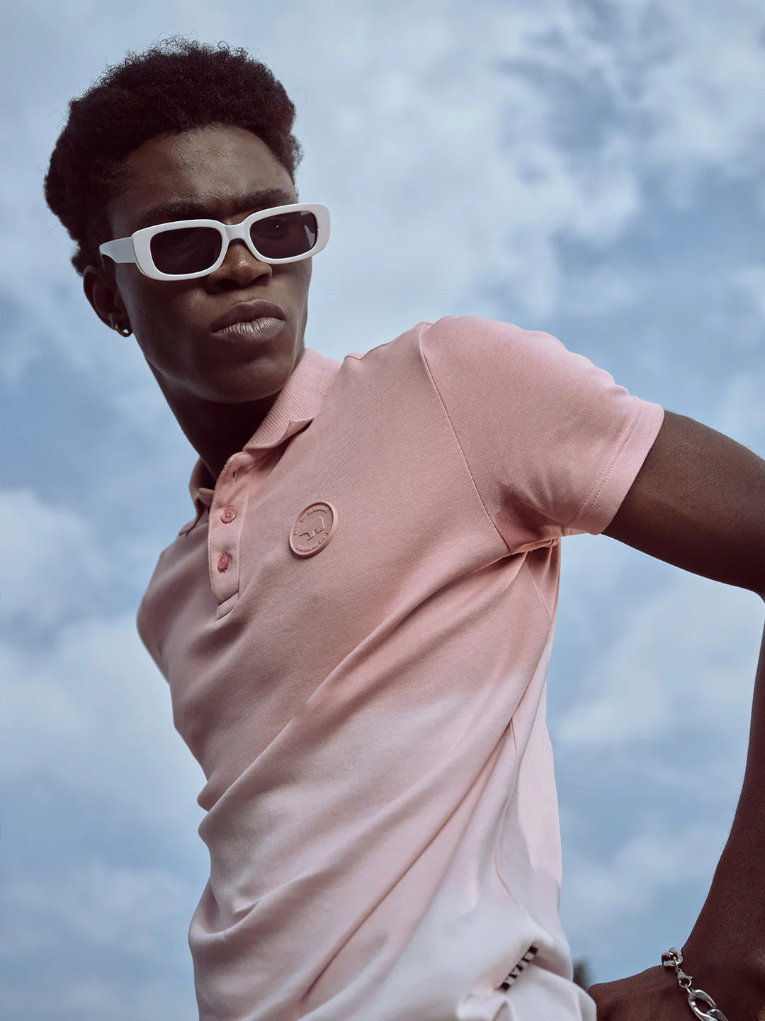Men Ardor Edition Pink & White Ombre dyed Slim Fit Knitted Polo Collar T-shirt - Image 2
