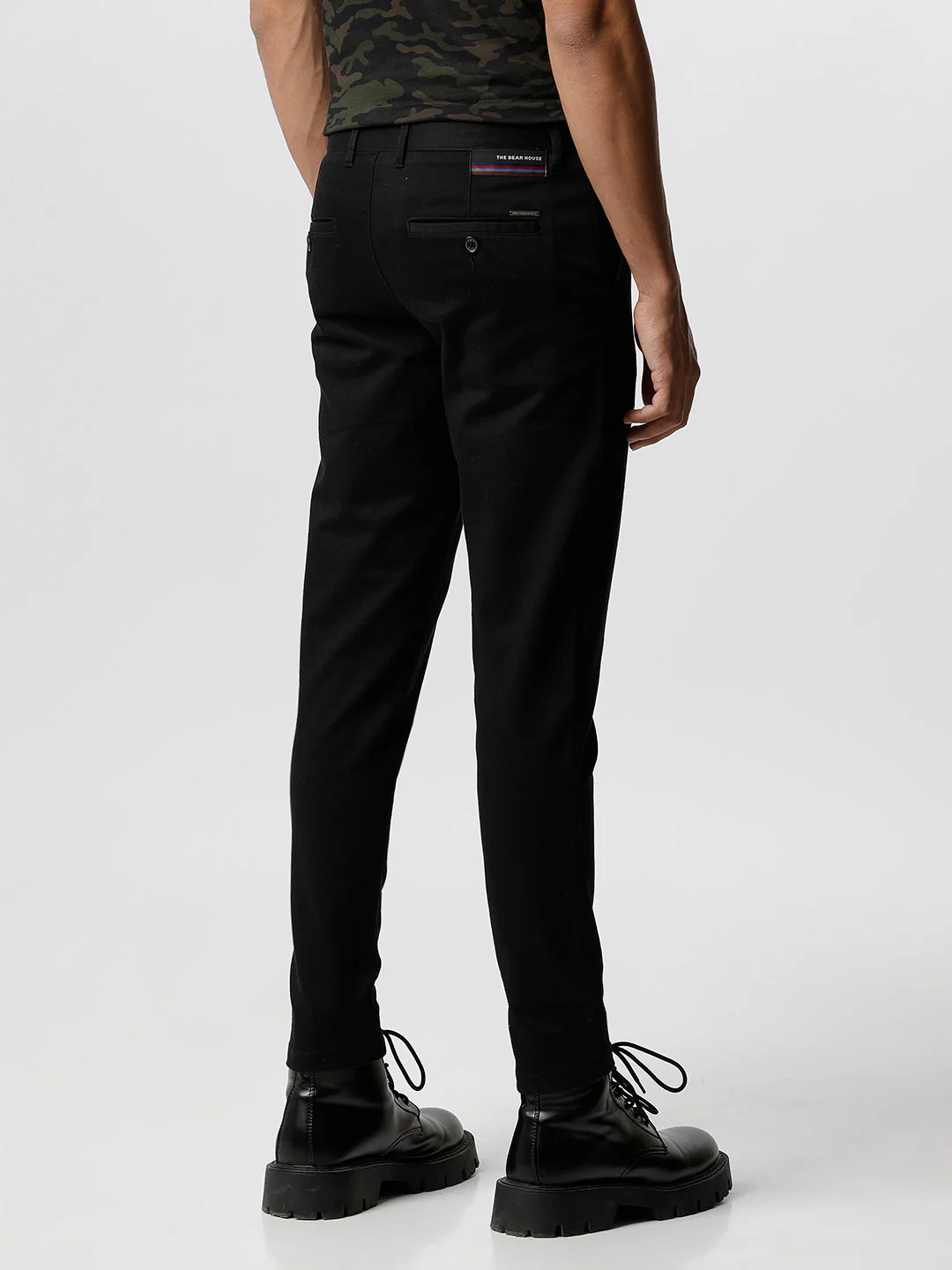 Men Ardor Editon Black Solid Tapered Fit chinos - Image 4