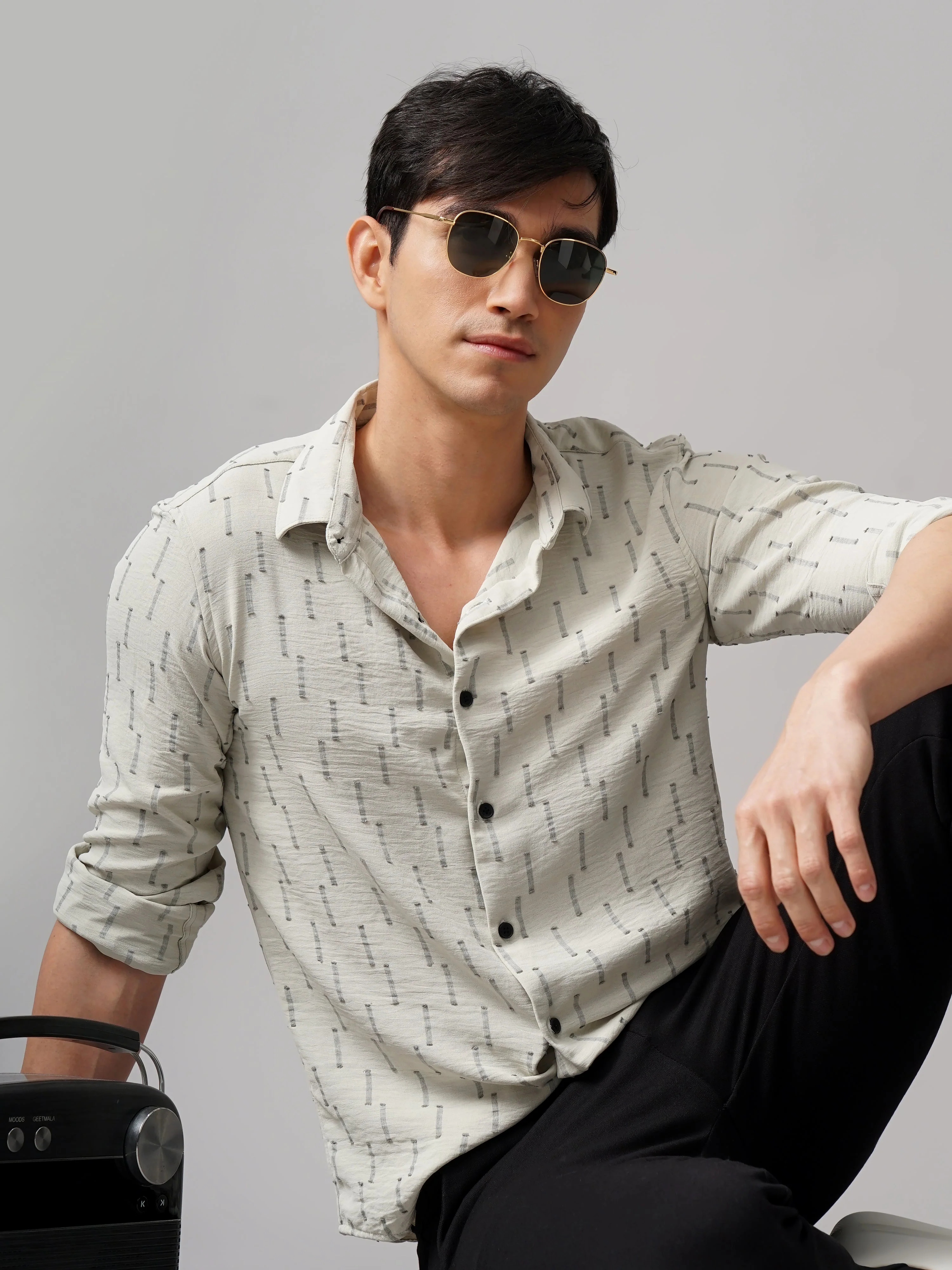 Men Arova Self Design Green Shirt