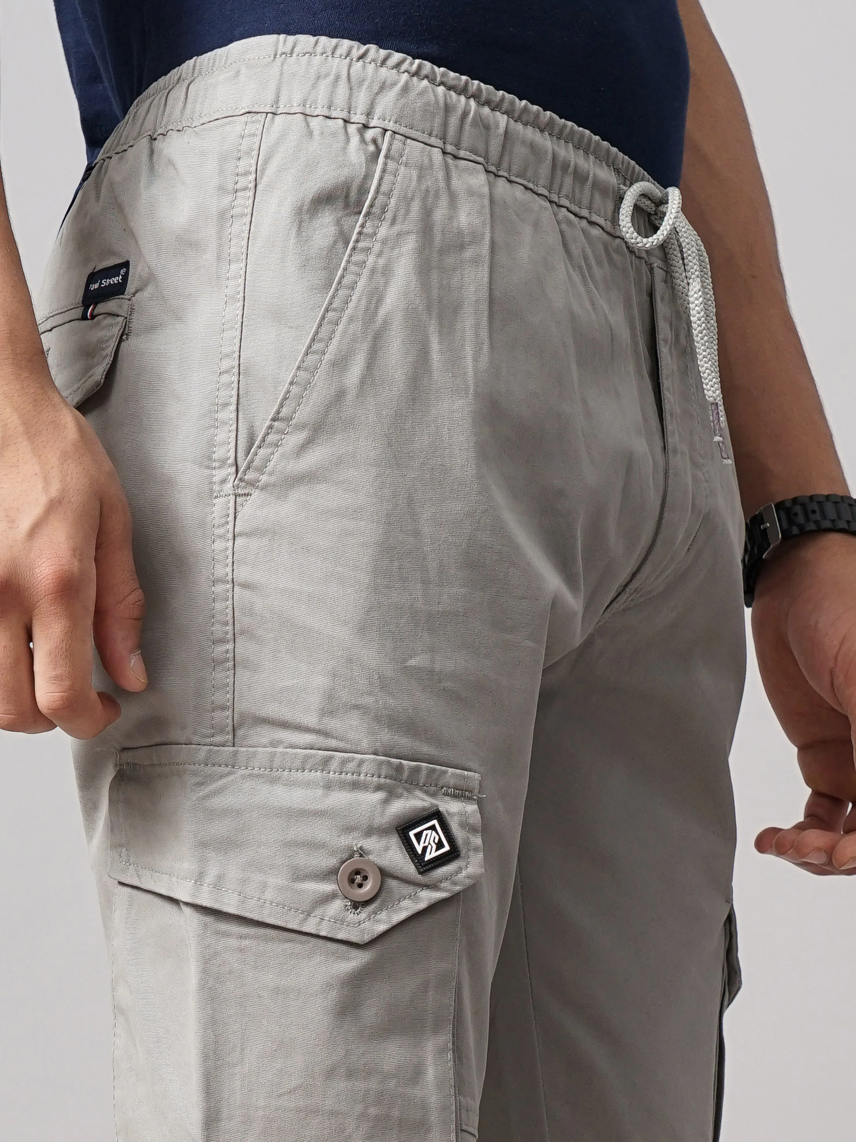 Men Ash Grey Aslant Cargo Pant - Image 4