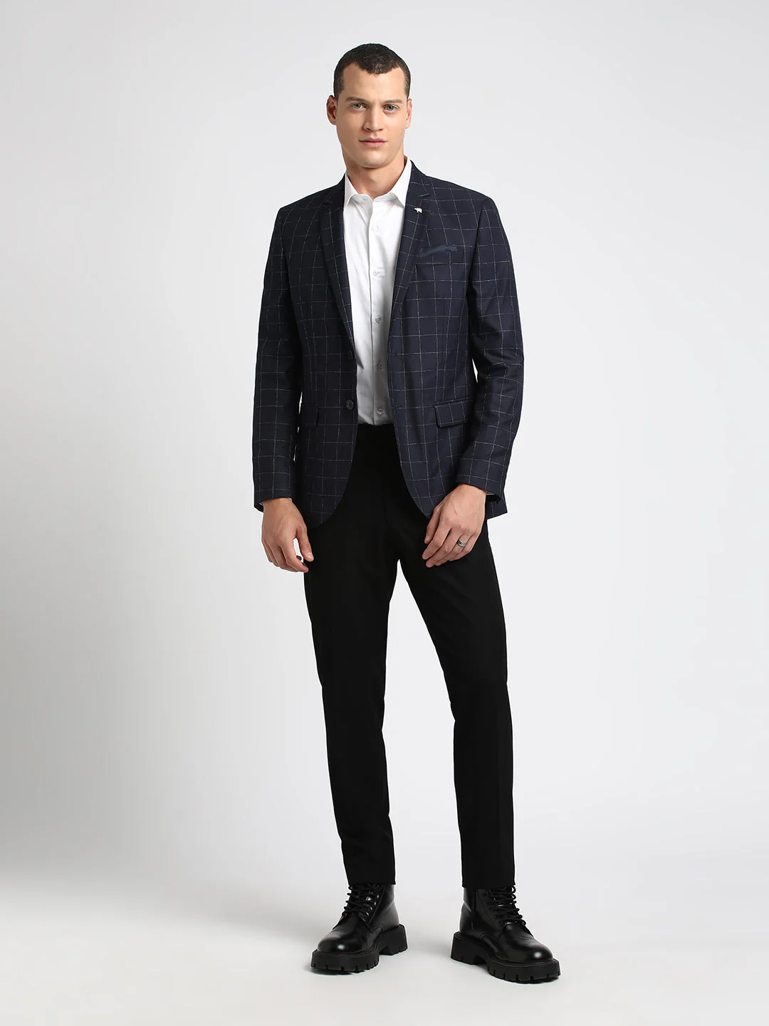 Men Aubry Blue Checked Tailored Fit Single-Breasted Formal Blazer - Image 5