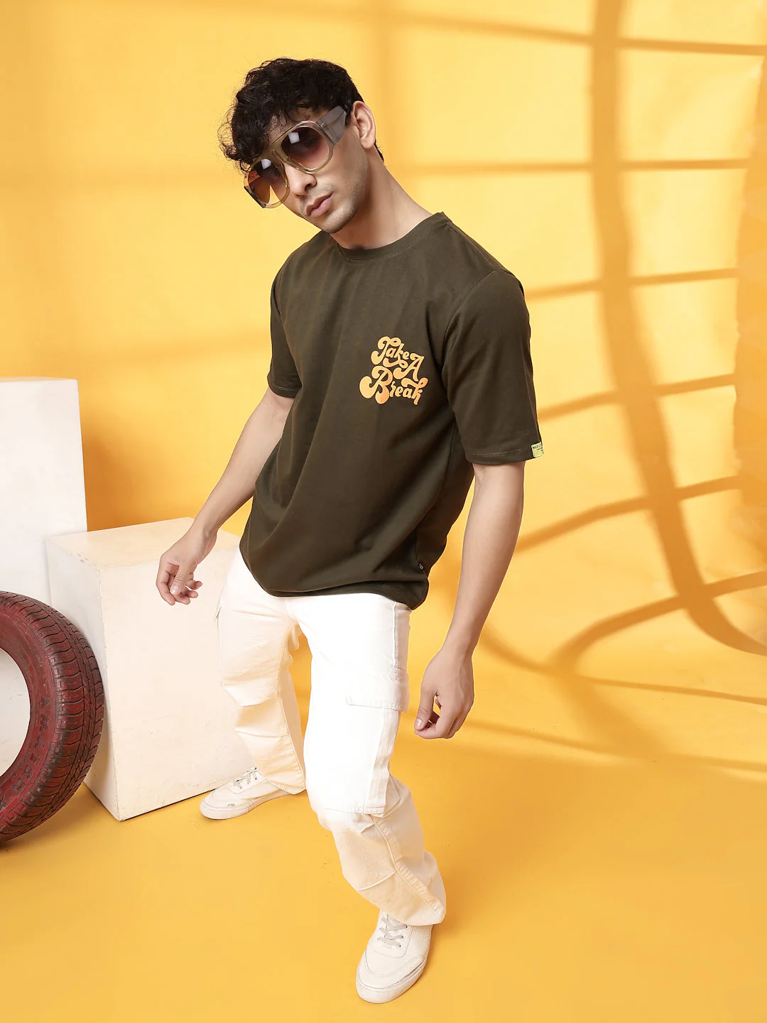 Men Back Puff Print T-Shirt - Image 3
