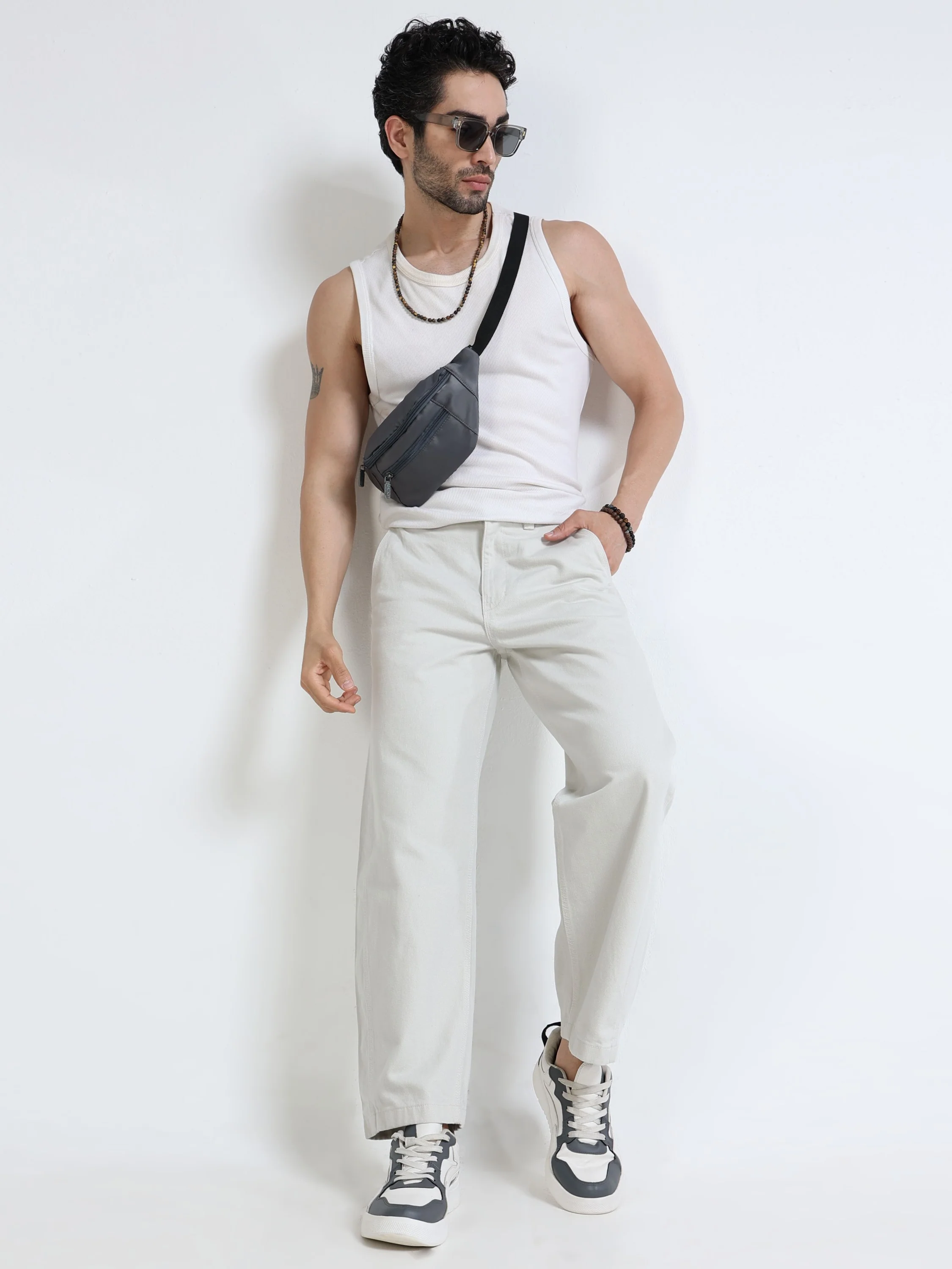Men Baggy Cream Denim Jeans - Image 2
